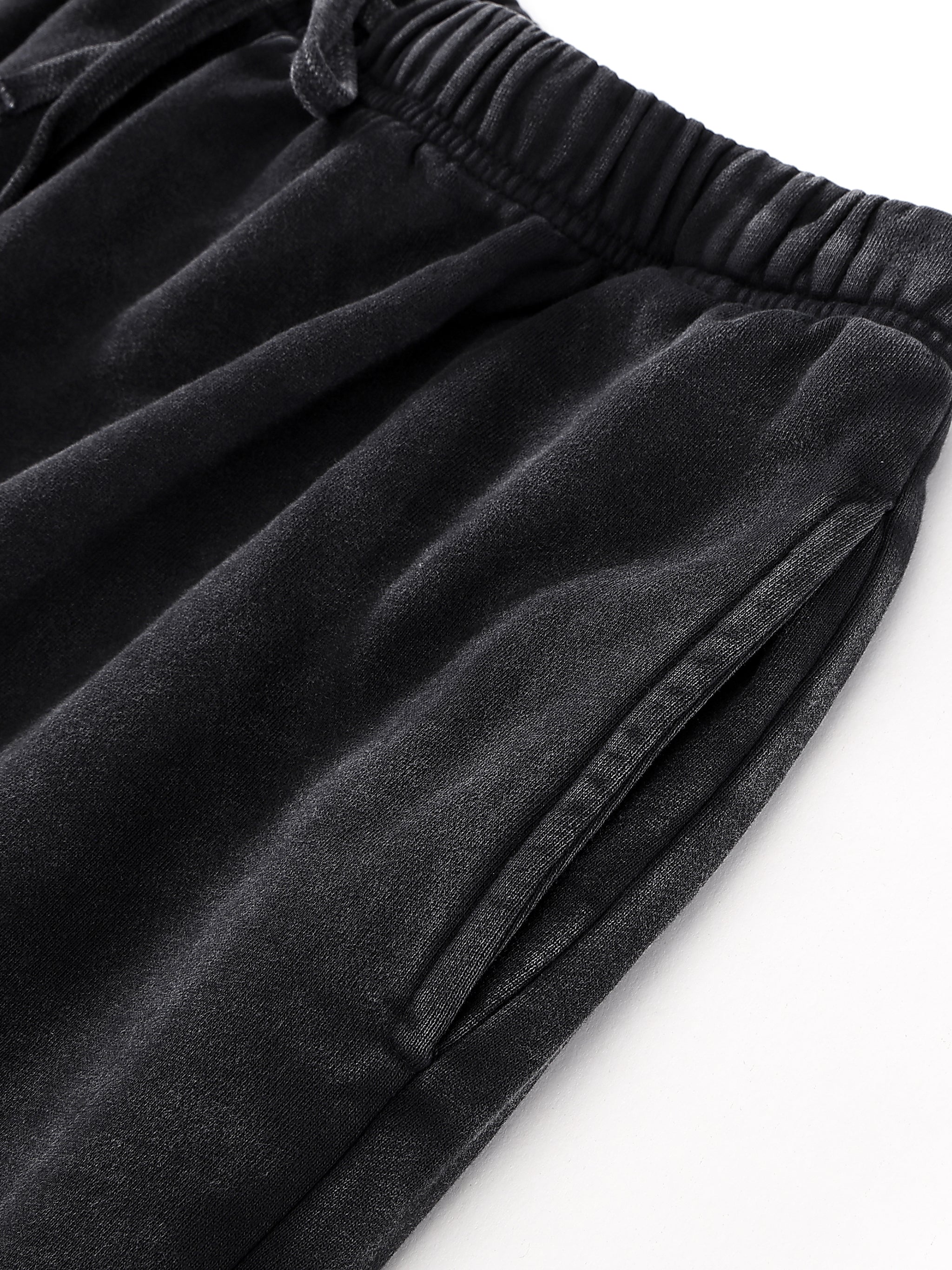 Essential Snow Washed Raw Hem Shorts