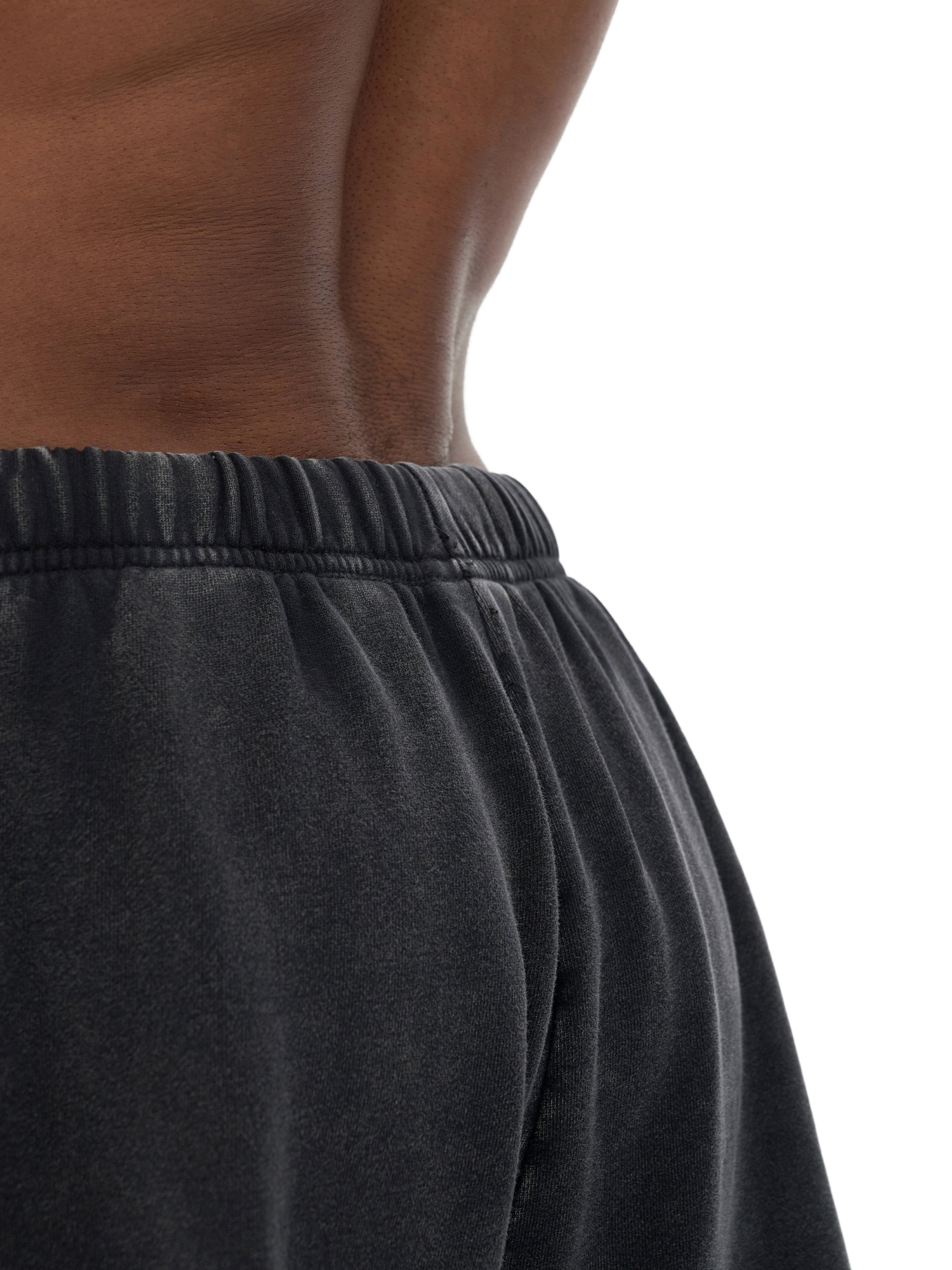 Essential Snow Washed Raw Hem Shorts